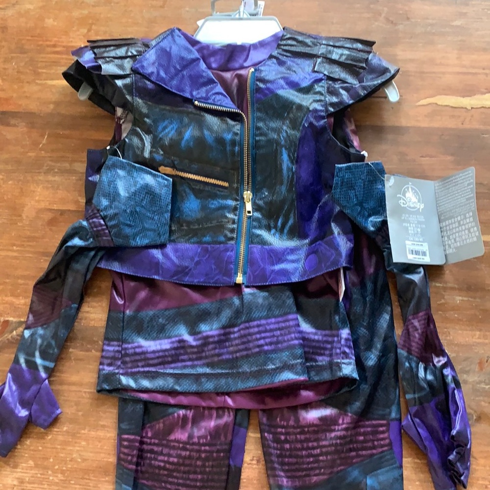 Descendants 3 Mal Costume